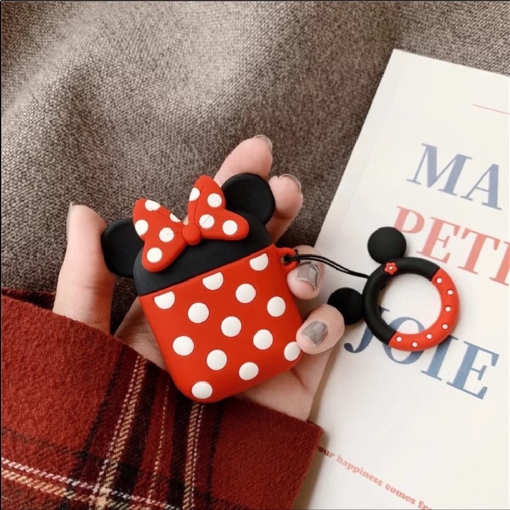 Minnie Mouse AirPods case 1 & 2 gen